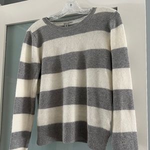Like New - Halogen Women's Striped Sweater